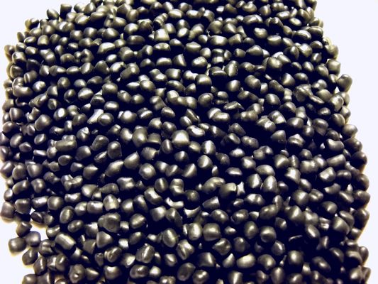 Niepoślizgowe granule TPE do matowek samochodowych o wysokiej elastyczności i właściwościach niepoślizgowych