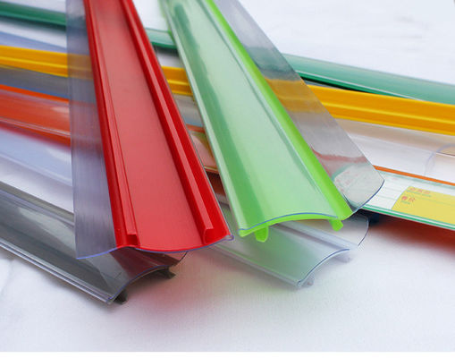 POP Display Linia do wytłaczania profili PVC Maszyna do wytłaczania półek z ceną