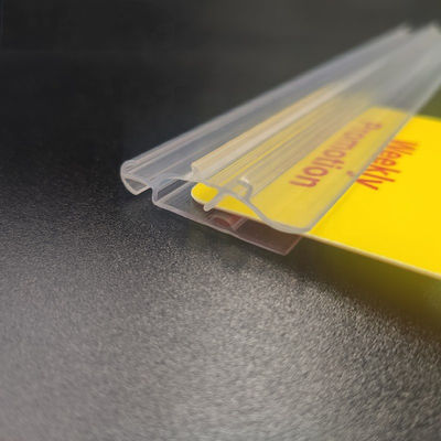 Plastikowy wieszak na banery z tworzywa sztucznego Linia do produkcji profili PVC 5M / min